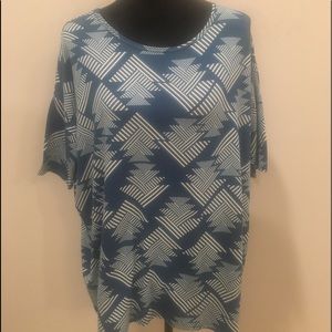 Lularoe top